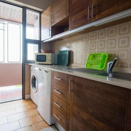 Cliff View Iii - Sea View + Pool + Wifi * Funchal (Madeira)