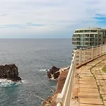 شقة Cliff View Iii - Sea View + Pool + Wifi