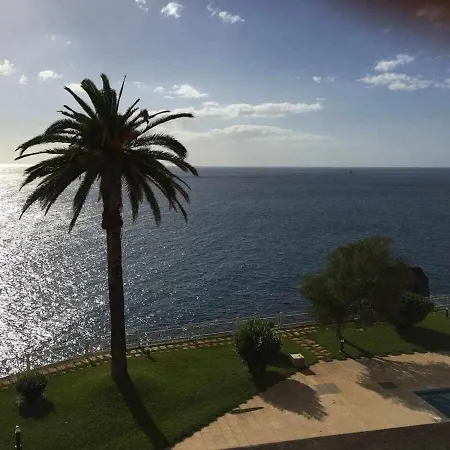 Апартаменты Cliff View Iii - Sea View + Pool + Wifi Фуншал