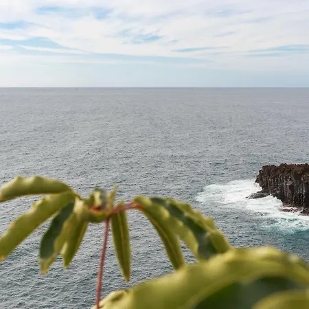Cliff View Iii - Sea View + Pool + Wifi Apartament