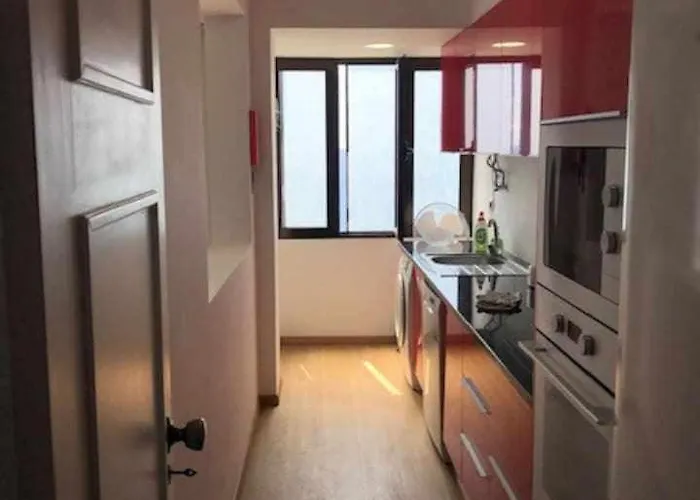 Cliff View Iii - Sea View + Pool + Wifi Φουνκάλ