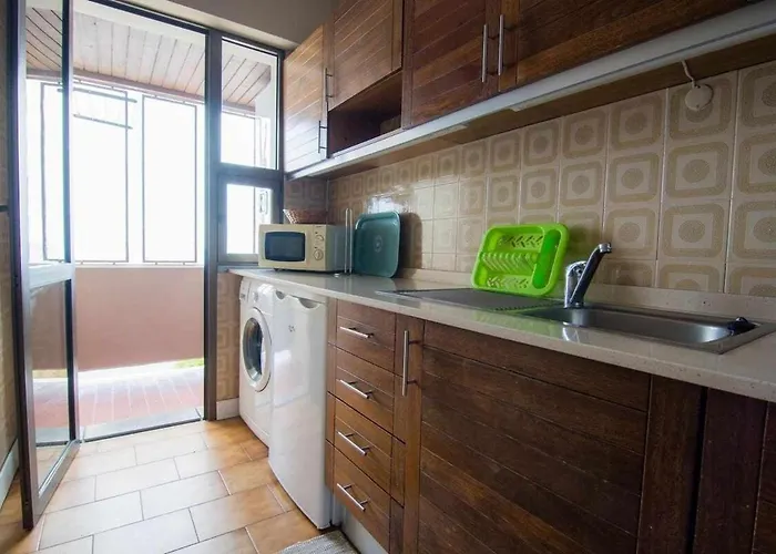 Cliff View Iii - Sea View + Pool + Wifi * Funchal