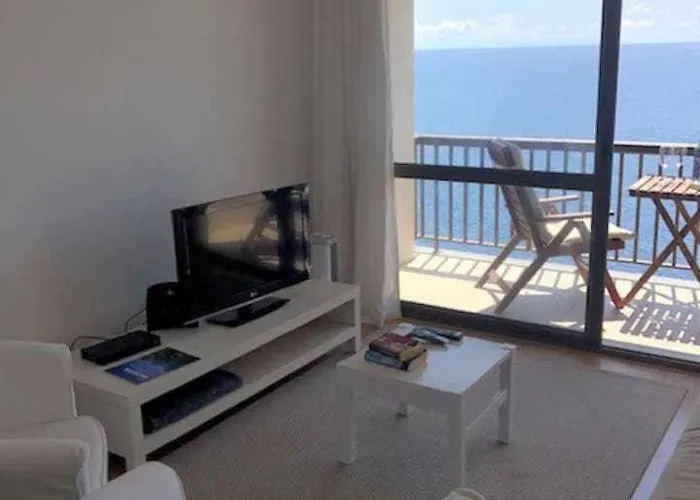 Apartman Cliff View Iii - Sea View + Pool + Wifi Funchal