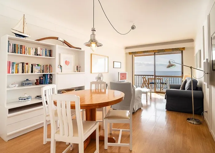 Cliff View Iii - Sea View + Pool + Wifi Apartament