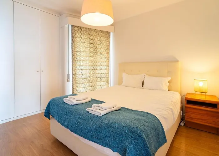 Cliff View Iii - Sea View + Pool + Wifi * Funchal (Madeira)