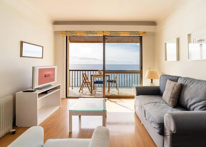 Cliff View Iii - Sea View + Pool + Wifi Apartament