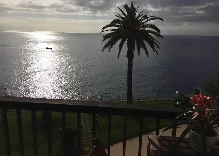 Cliff View Iii - Sea View + Pool + Wifi *