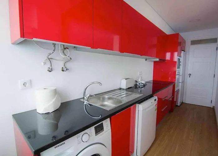 Cliff View Iii - Sea View + Pool + Wifi 푼샬